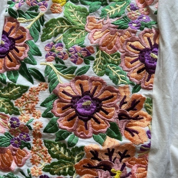 Anthropologie Tiny embroidered tank top - Picture 6 of 9